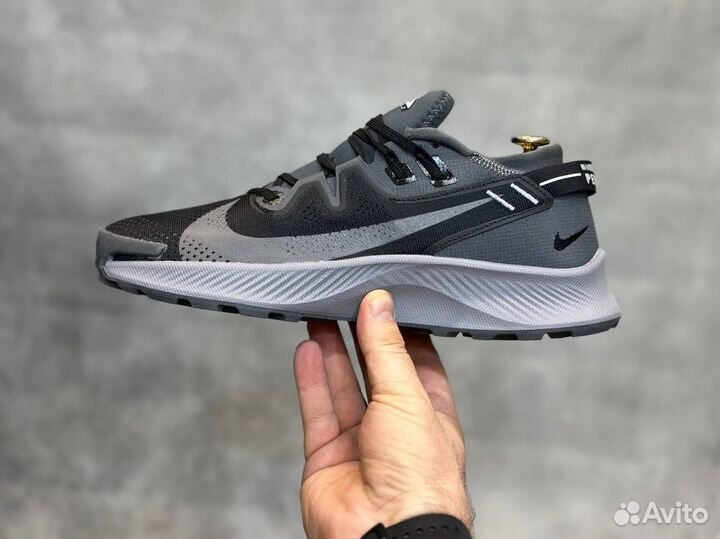 Кроссовки Nike Pegasus Traill 43 размер