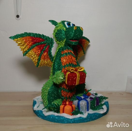 Новогодняя поделка Дракоша