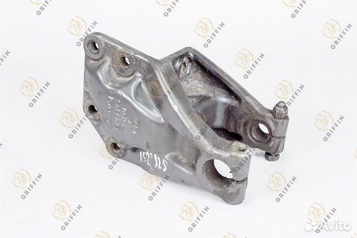 Кронштейн рессоры передний дополнительного переднего моста левый (Б/У) Scania