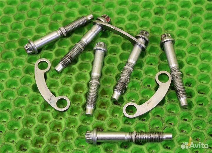 Болт карданного вала передний Suzuki Grand Vitara