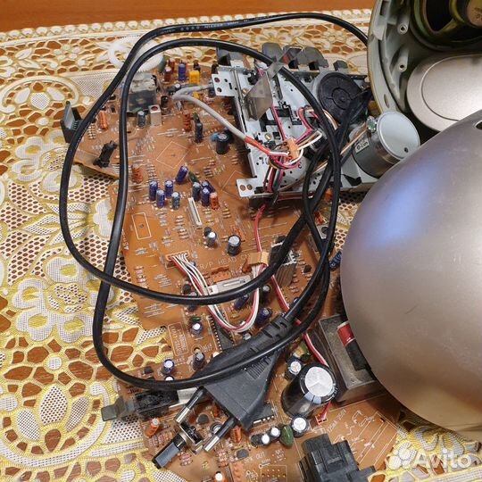 Бумбокс LG CD-321AX на запчасти