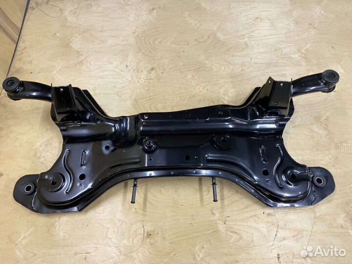 Подрамник передний Hyundai Getz 2002-2005