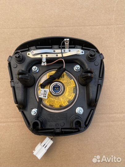 Подушка безопасности на LADA vesta