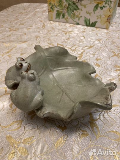 Блюдо Лягушки
