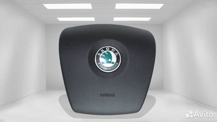 Подушка в руль (муляж, накладка) на Skoda Fabia