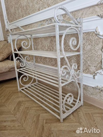 Кованная полка