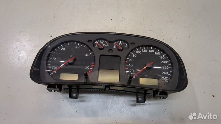 Щиток приборов Volkswagen Golf 4, 2002