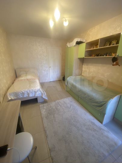 3-к. квартира, 65 м², 1/9 эт.