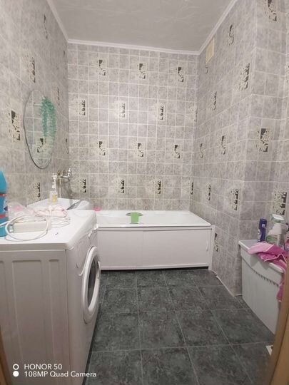 2-к. квартира, 57 м², 4/9 эт.