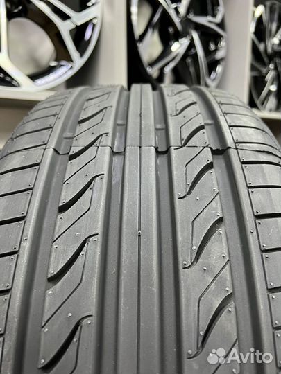 Landsail LS388 215/50 R17 95W