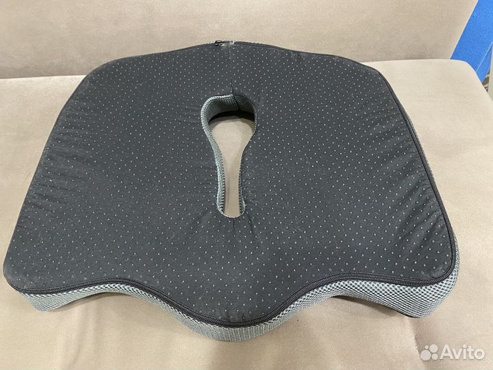 Ортопедическая подушка для сидения на стул