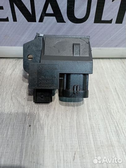 Резистор вентилятора охлаждения Реостат Renault du