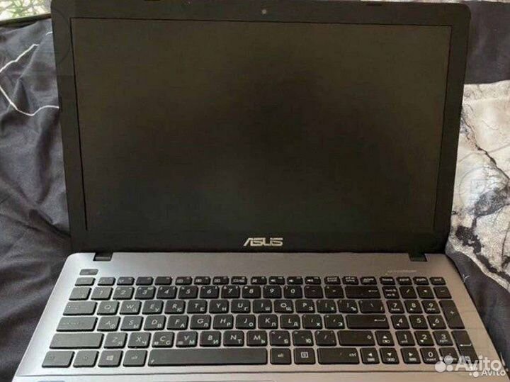 Ноутбук Asus X550VC