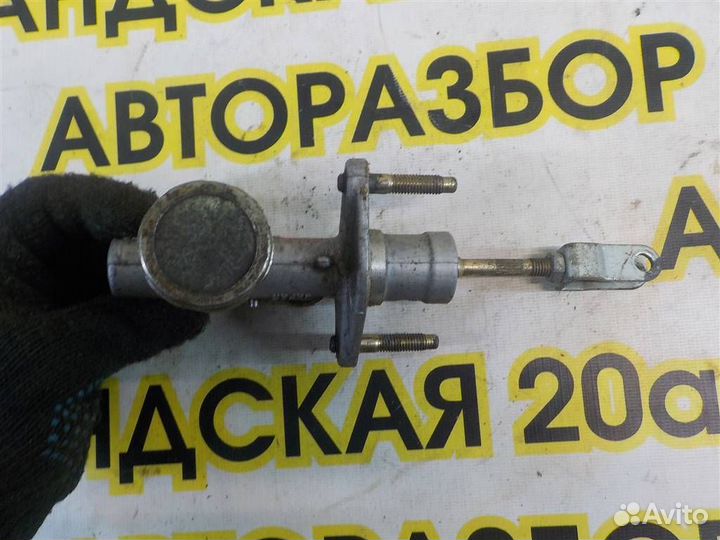 Цилиндр сцепления главный Nissan Almera (N16) 200