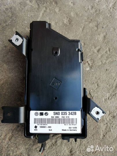 Блок Мультимедия Гольф 6 5N0035342B