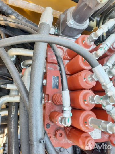 Гусеничный экскаватор Lovol FR330D, 2024