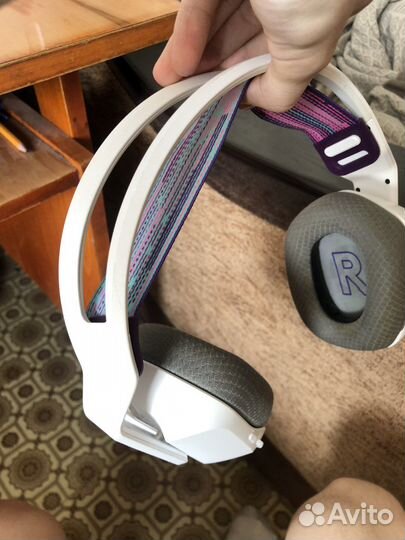 Наушники logitech g733