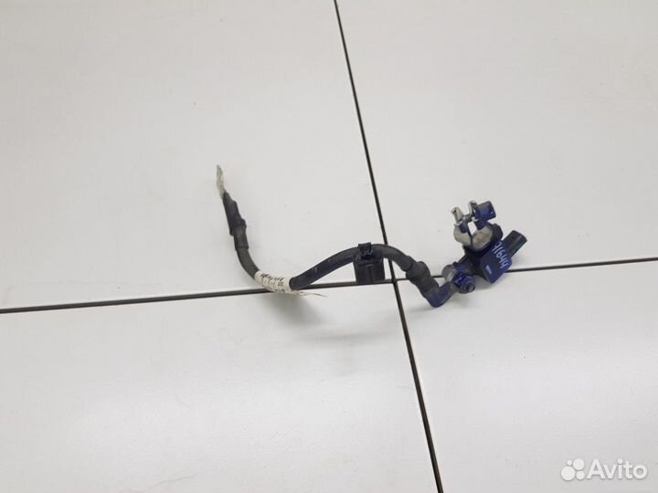 Клемма минус (Geely Coolray)