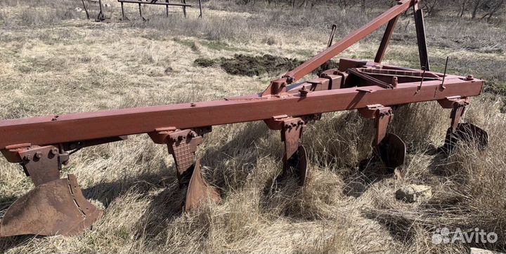Плуг 5 корпусной