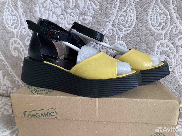 Босоножки женские 37 размер Belwest