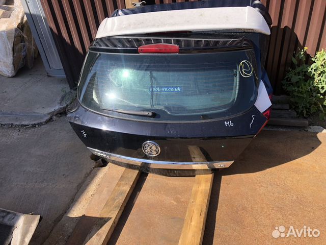 Крышка багажника черная opel astra H GTC