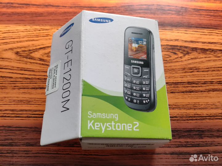 Samsung Keystone 2 GT-E1200M