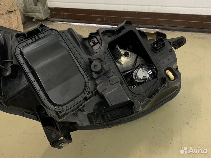 Фара левая Peugeot Expert 4