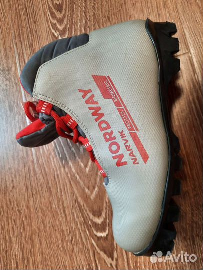 Беговые лыжи