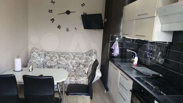 1-к. квартира, 50 м², 4/17 эт.