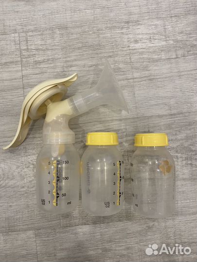 Молокоотсос ручной Medela Harmony