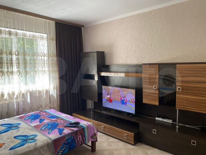 2-к. квартира, 38 м², 1/3 эт.