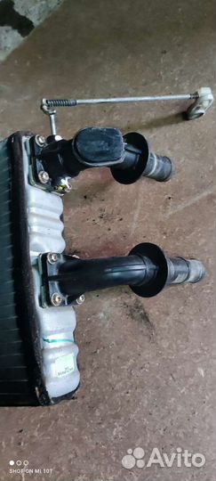 Радиатор печки Nissan p11 с краном и фланцем