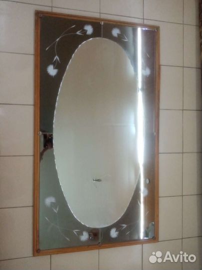 Зеркало большое в раме