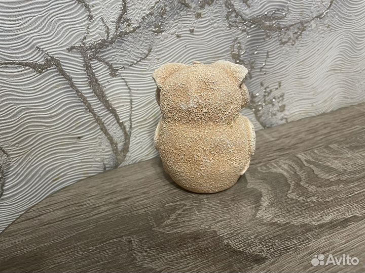 Фигурка, копилка, свечка