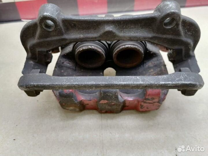 Суппорт передний левый Land Rover Range Rover