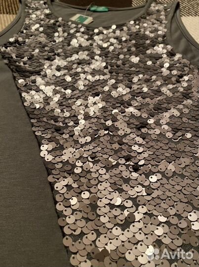 Кофточка б/рукавов праздничная новая «Benetton»152