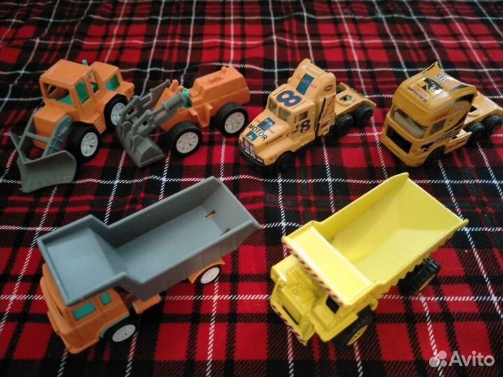 Большая пожарная и металлические машинки пакетом
