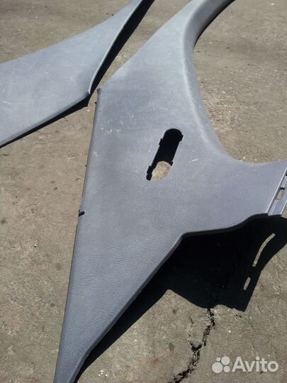 Накладки задних стоек Hyundai Accent