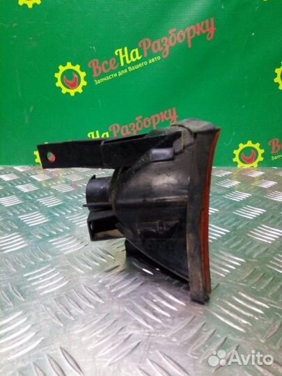 Поворотник передний левый Bmw E34 седан