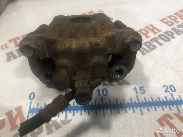 Лексус RX Суппорт задний правый Прав