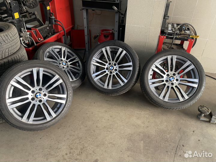 Оригинальный комплект колёс r20 на Bmw x5 x6