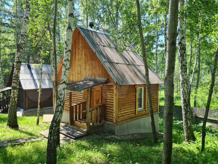 Дача 450 м² на участке 2 га
