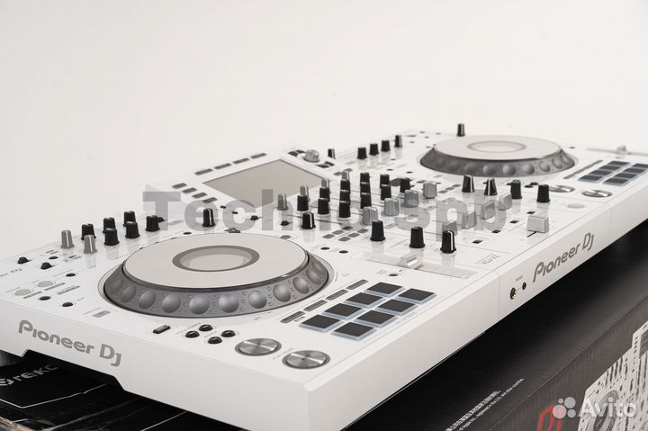 Pioneer XDJ-XZ/RX3/RR/Opus-Quad