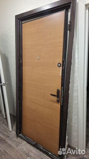 Дверь входная