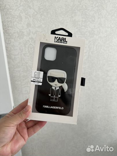 Чехол на iPhone 11