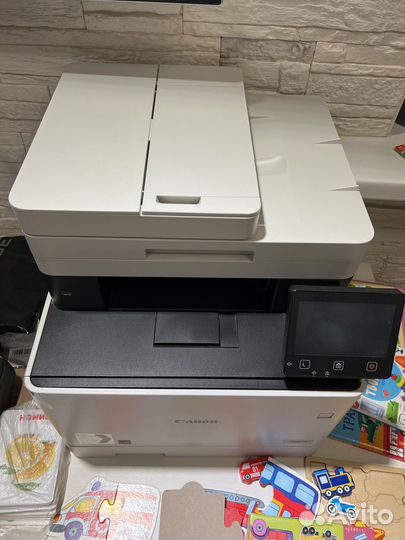 Принтер лазерный цветной мфу canon MF732Cdw