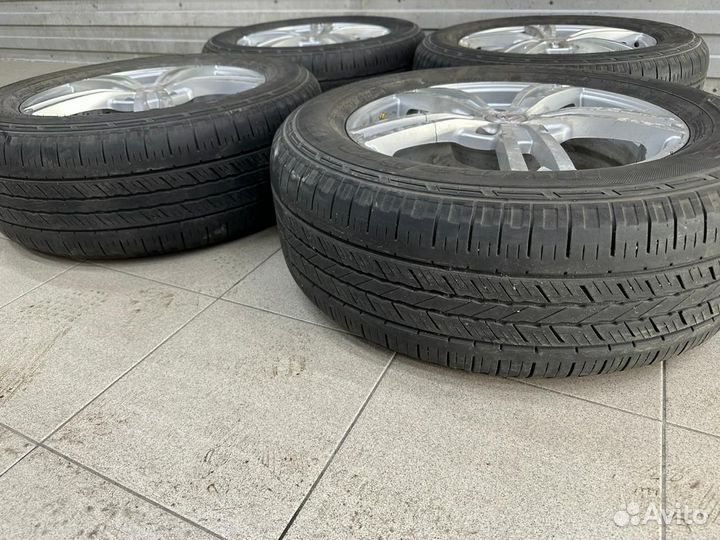 Шины 235/60 R17+литые диски Chevrolet Captiva