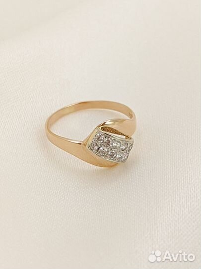 Золотое кольцо 18/ 2,14г/ 585