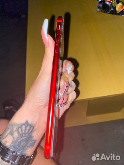 Телефон iPhone 8 plus