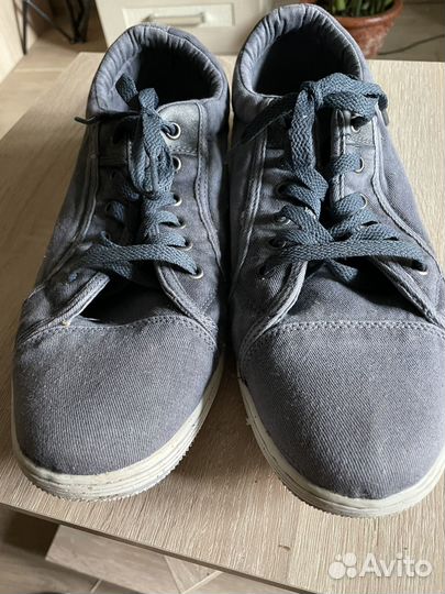 Мужские спортивные туфли